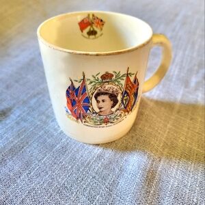 Coronation Mug Queen Elizabeth II June 2nd 1953 Alfred Meakin Made in England